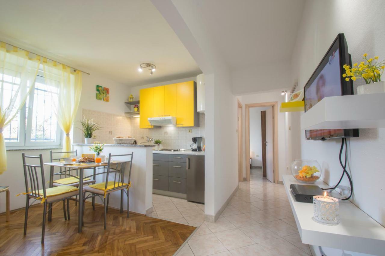 Apartments Jessica Цриквениця Екстер'єр фото