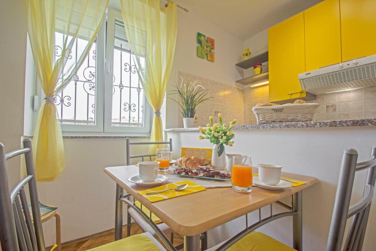 Apartments Jessica Цриквениця Екстер'єр фото